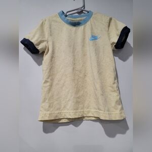 Nike T shirt 5-6 Years